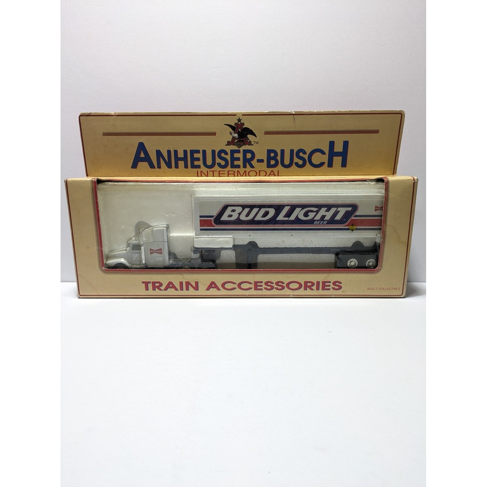 K-Line Bud Light Intermodal Tractor, Container & Chassis, K-860026